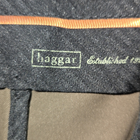Haggar Men's Dress Pants, Brown, Size 38 X 29. - Picture 5 of 6